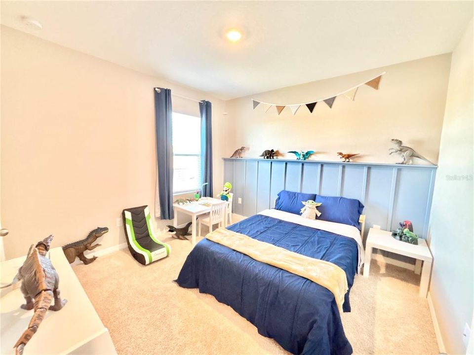 En Venta: $318,000 (5 camas, 3 baños, 2522 Pies cuadrados)