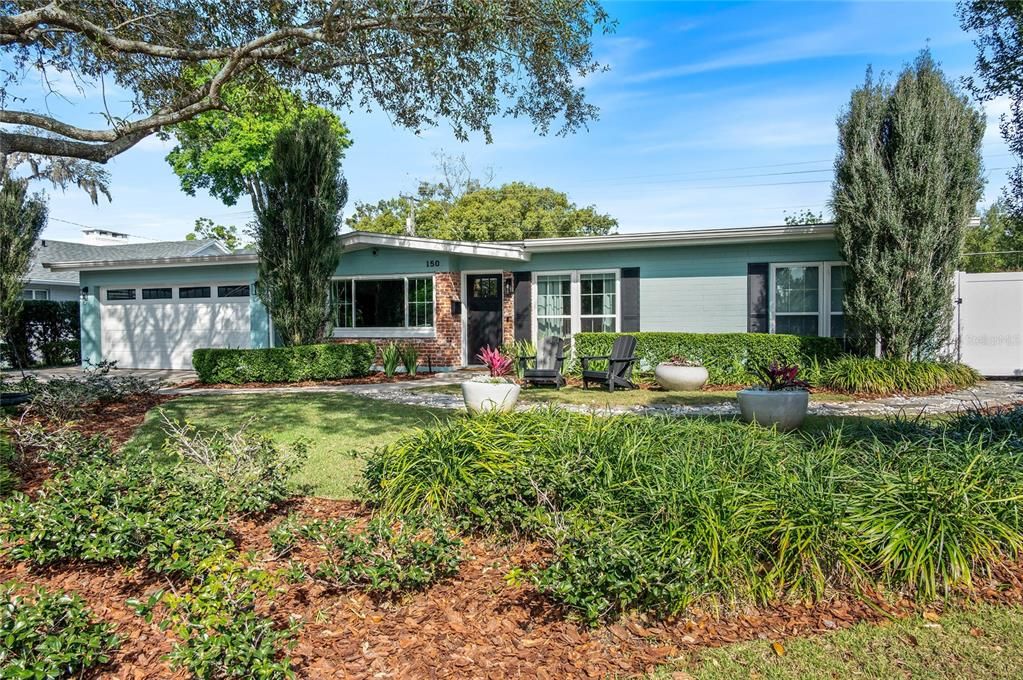 Recently Sold: $745,000 (4 beds, 3 baths, 2221 Square Feet)
