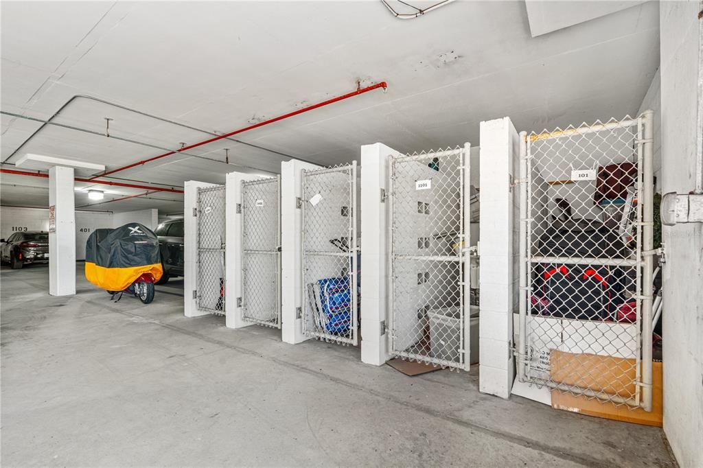 En Venta: $879,000 (3 camas, 3 baños, 2433 Pies cuadrados)