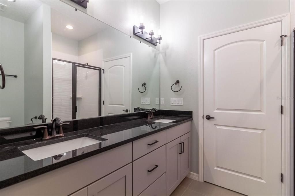 For Sale: $407,530 (3 beds, 2 baths, 1254 Square Feet)