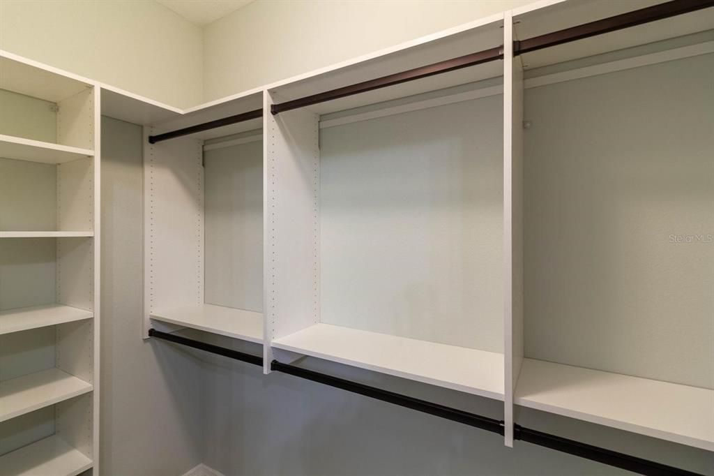 For Sale: $407,530 (3 beds, 2 baths, 1254 Square Feet)