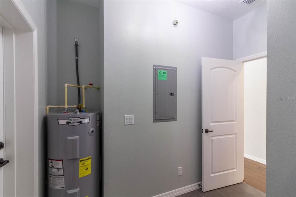 For Sale: $407,530 (3 beds, 2 baths, 1254 Square Feet)