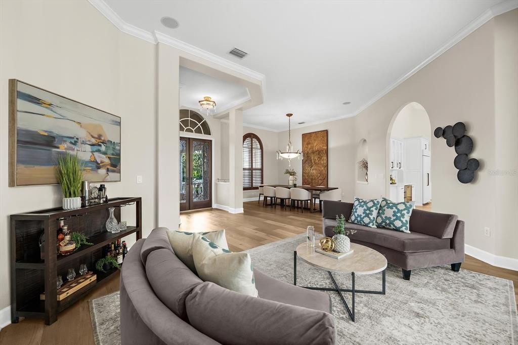 Activo con contrato: $1,450,000 (5 camas, 3 baños, 3340 Pies cuadrados)