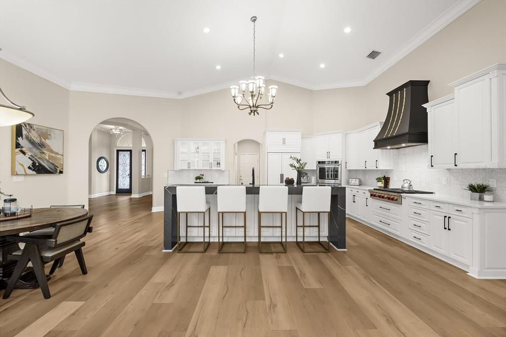Activo con contrato: $1,450,000 (5 camas, 3 baños, 3340 Pies cuadrados)