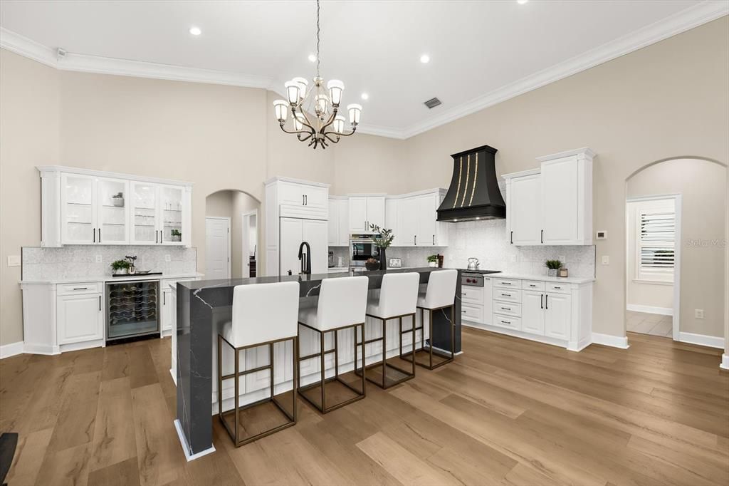 Activo con contrato: $1,450,000 (5 camas, 3 baños, 3340 Pies cuadrados)