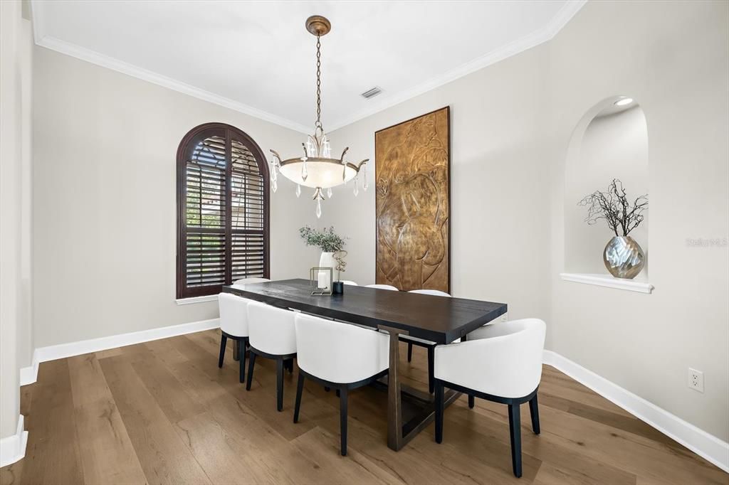 Activo con contrato: $1,450,000 (5 camas, 3 baños, 3340 Pies cuadrados)