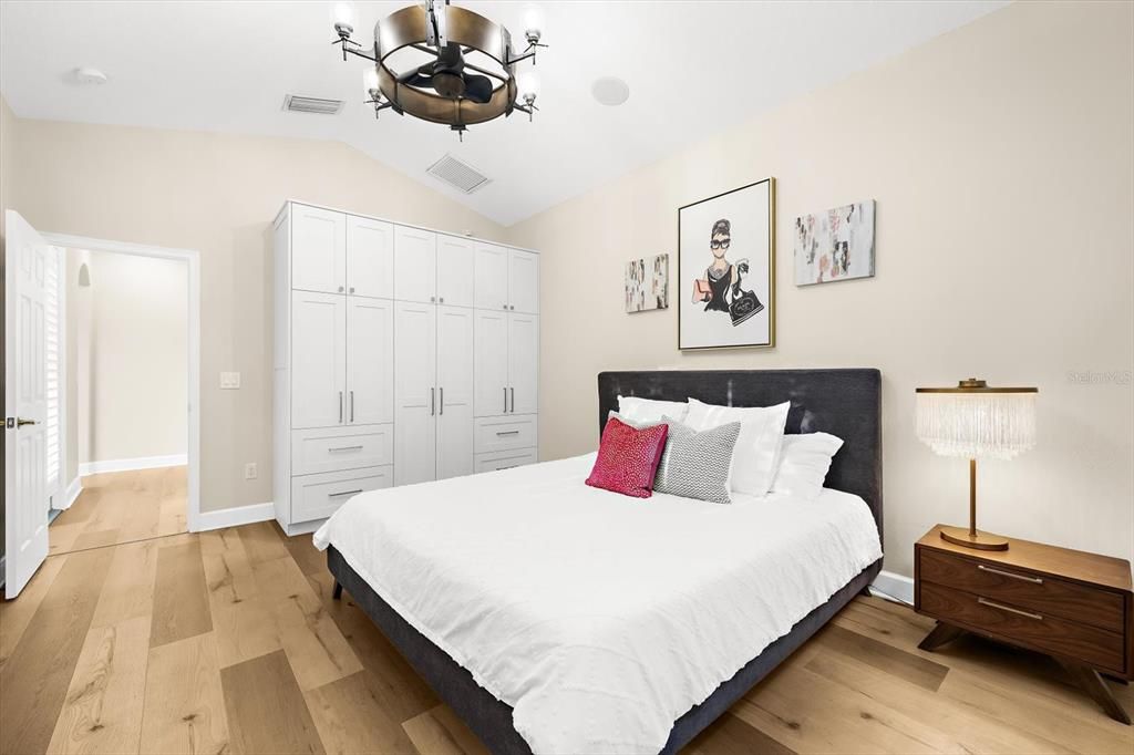 Activo con contrato: $1,450,000 (5 camas, 3 baños, 3340 Pies cuadrados)
