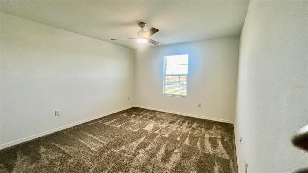 En Venta: $564,999 (5 camas, 2 baños, 2896 Pies cuadrados)