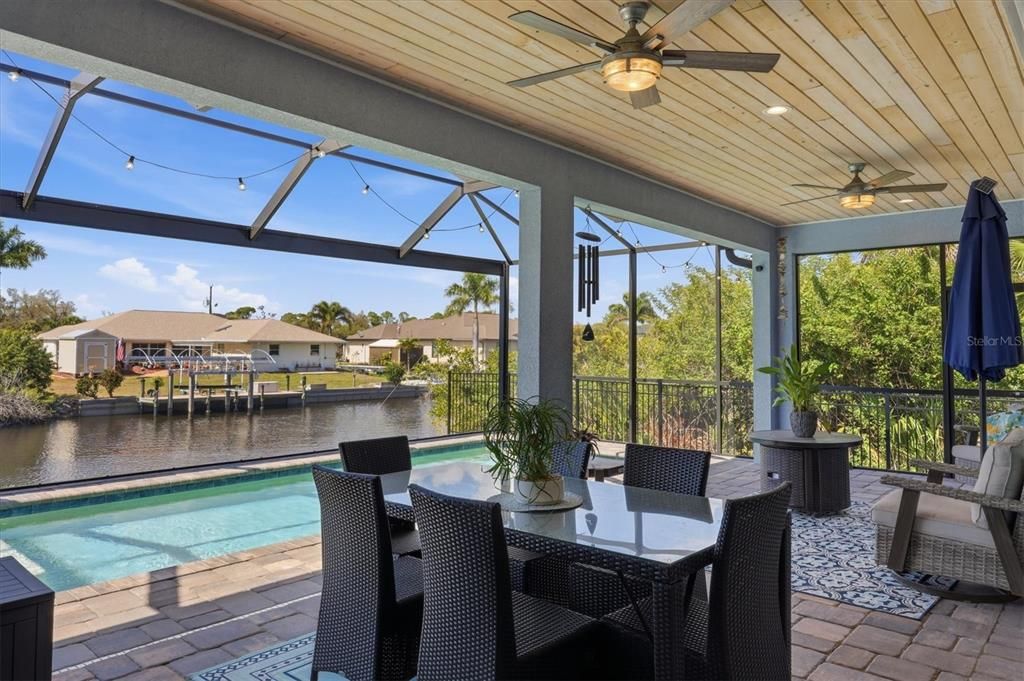 For Sale: $850,000 (3 beds, 2 baths, 2062 Square Feet)