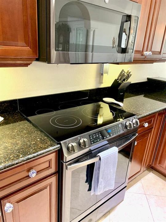 En Renta: $4,500 (3 camas, 2 baños, 2044 Pies cuadrados)