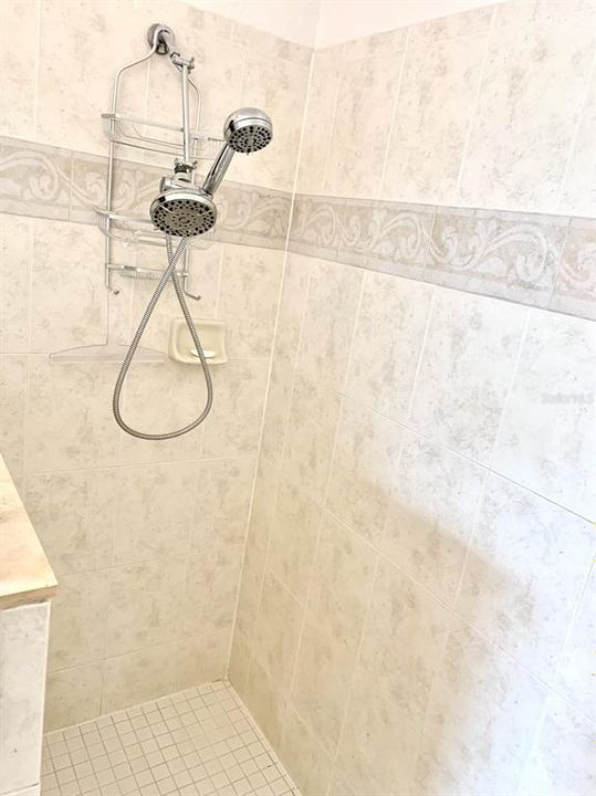 En Renta: $4,500 (3 camas, 2 baños, 2044 Pies cuadrados)
