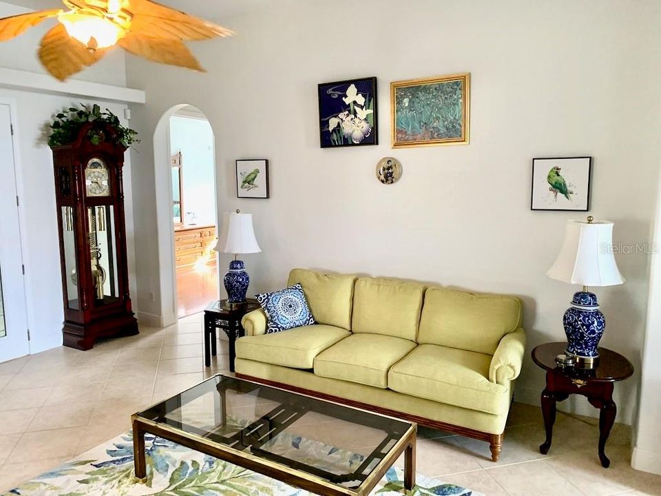 En Renta: $4,500 (3 camas, 2 baños, 2044 Pies cuadrados)