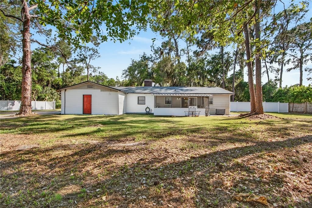 Activo con contrato: $349,900 (3 camas, 2 baños, 1898 Pies cuadrados)