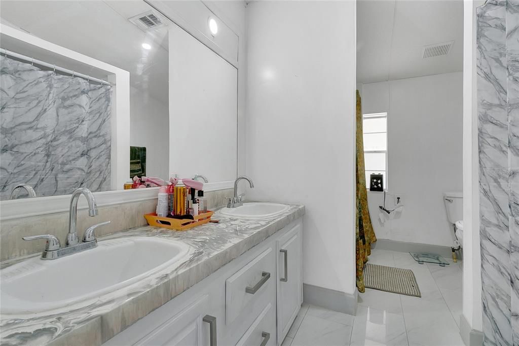 En Venta: $189,900 (3 camas, 2 baños, 1248 Pies cuadrados)