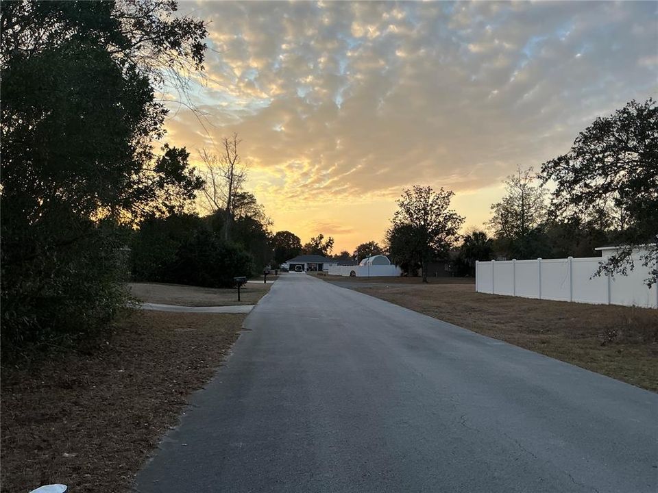 Под контрактом: $47,000 (0.23 acres)