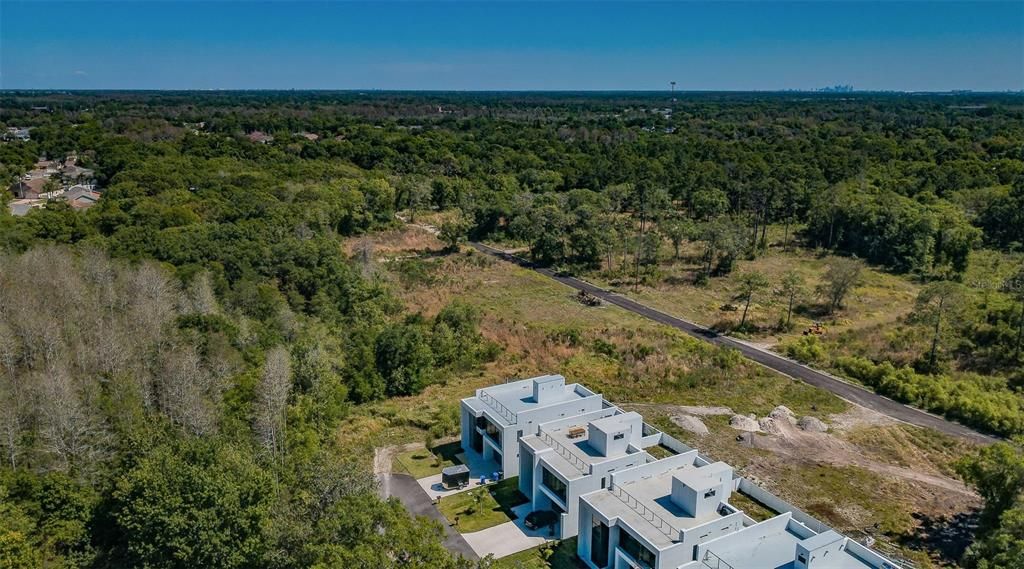 На продажу: $280,000 (0.13 acres)