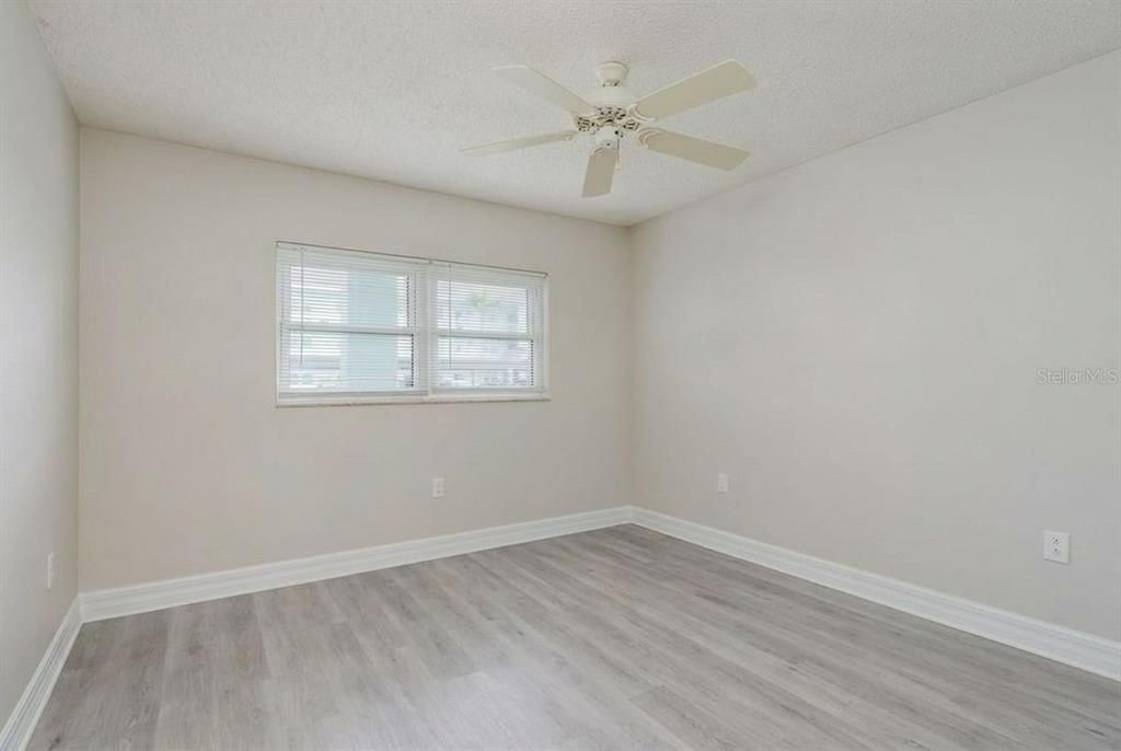 En Venta: $245,000 (2 camas, 1 baños, 1100 Pies cuadrados)