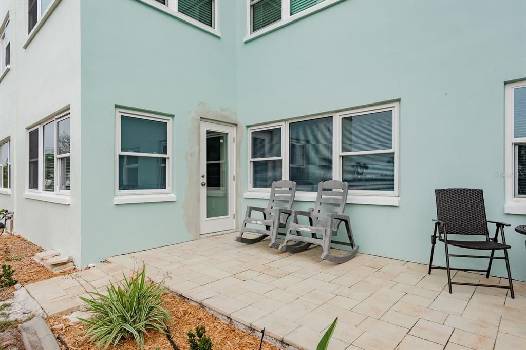 En Venta: $245,000 (2 camas, 1 baños, 1100 Pies cuadrados)