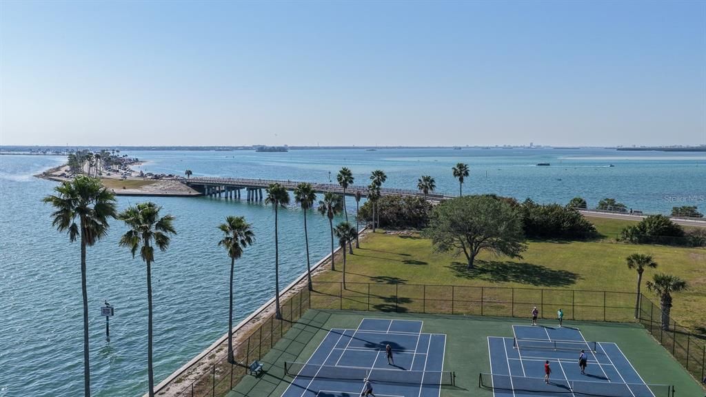 En Venta: $245,000 (2 camas, 1 baños, 1100 Pies cuadrados)