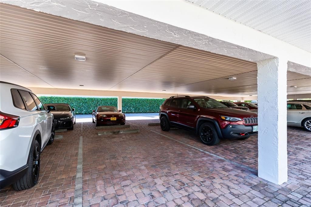 For Sale: $879,990 (2 beds, 2 baths, 1800 Square Feet)