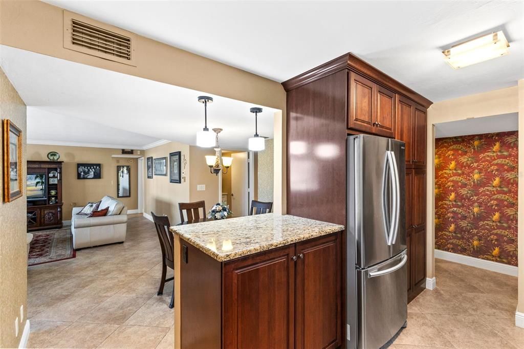 For Sale: $879,990 (2 beds, 2 baths, 1800 Square Feet)
