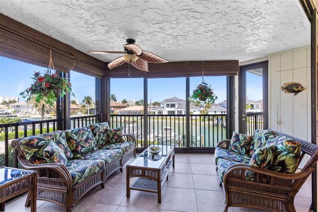 For Sale: $879,990 (2 beds, 2 baths, 1800 Square Feet)