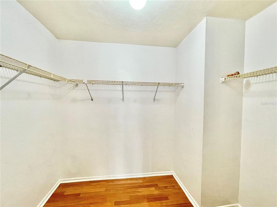 待售: $79,500 (2 贝兹, 2 浴室, 1292 平方英尺)