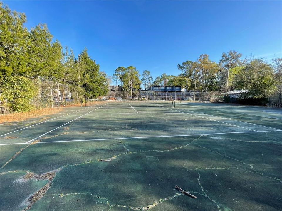 待售: $79,500 (2 贝兹, 2 浴室, 1292 平方英尺)