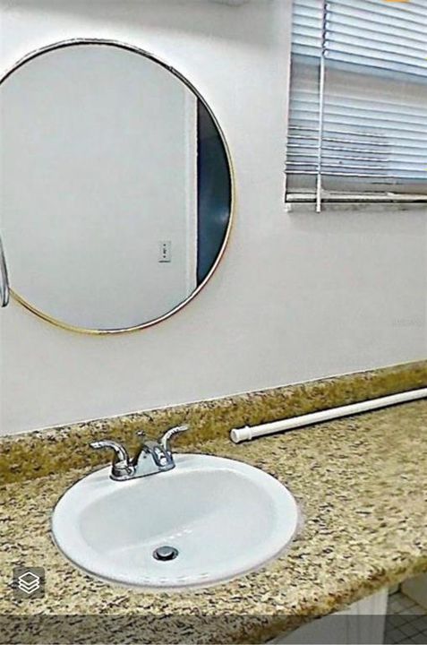 待售: $79,500 (2 贝兹, 2 浴室, 1292 平方英尺)