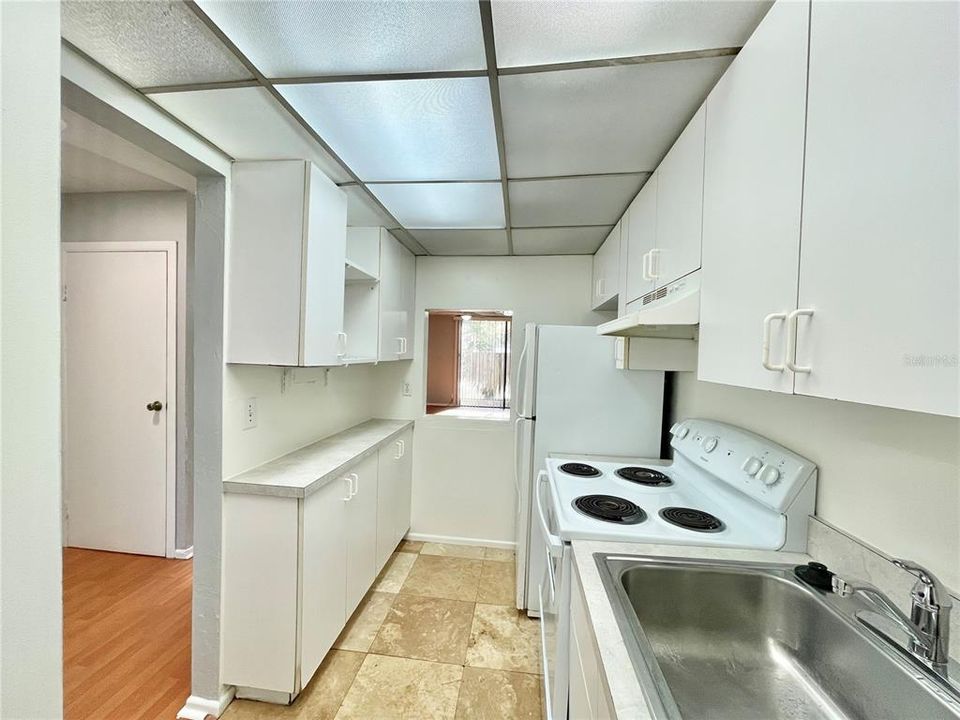 待售: $79,500 (2 贝兹, 2 浴室, 1292 平方英尺)