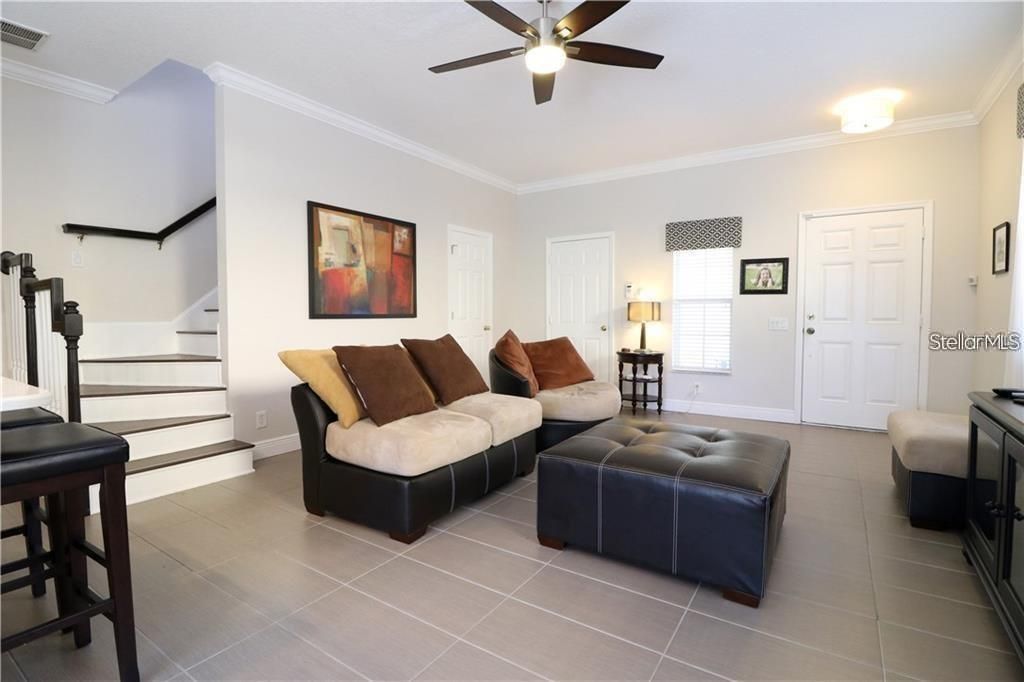 Active With Contract: $3,300 (4 beds, 2 baths, 1866 Square Feet)