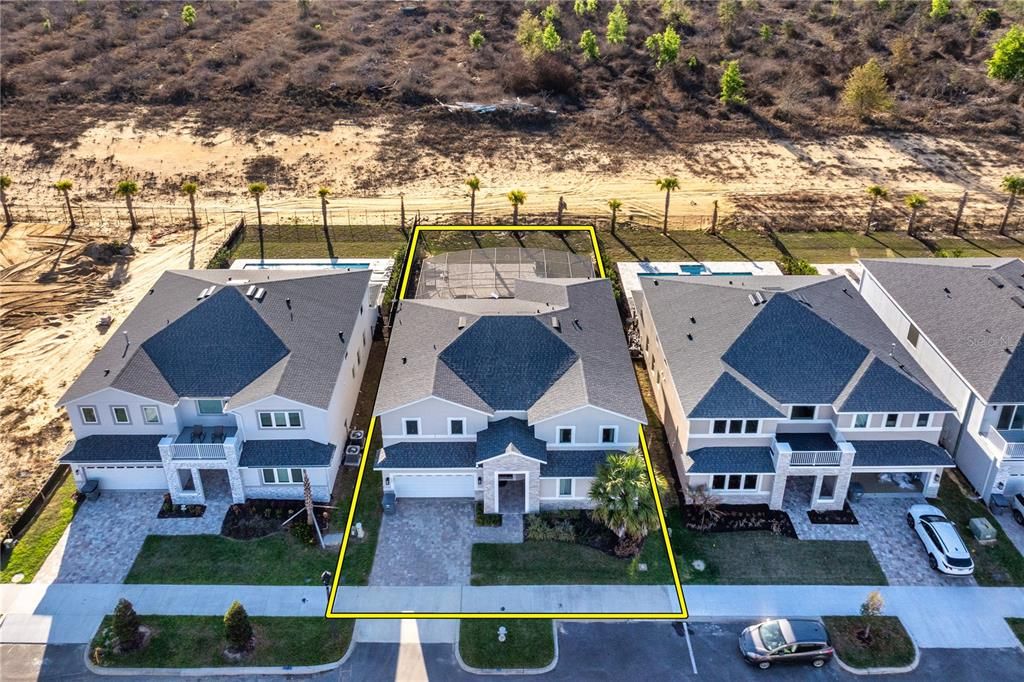 En Venta: $1,300,000 (6 camas, 6 baños, 4198 Pies cuadrados)