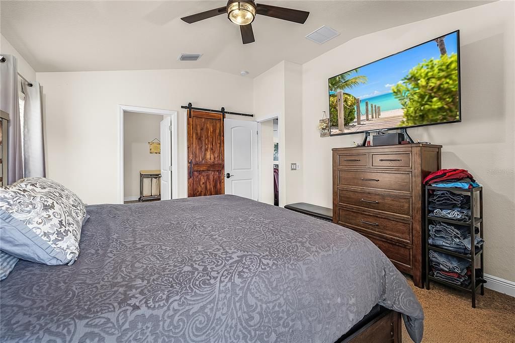 Active With Contract: $325,000 (4 beds, 2 baths, 1827 Square Feet)