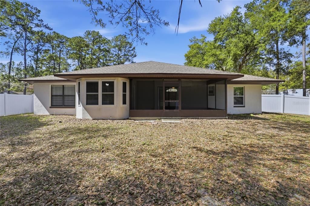 For Sale: $325,000 (3 beds, 2 baths, 1773 Square Feet)