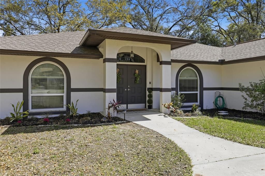 For Sale: $325,000 (3 beds, 2 baths, 1773 Square Feet)