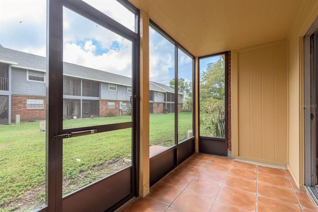 Activo con contrato: $104,900 (1 camas, 1 baños, 824 Pies cuadrados)