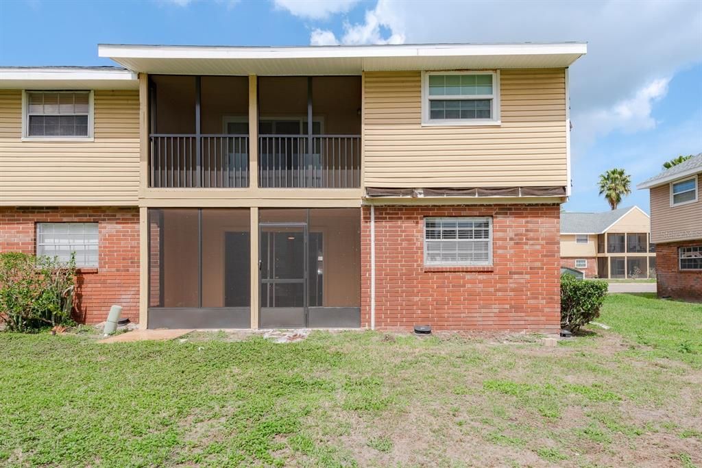 Activo con contrato: $104,900 (1 camas, 1 baños, 824 Pies cuadrados)