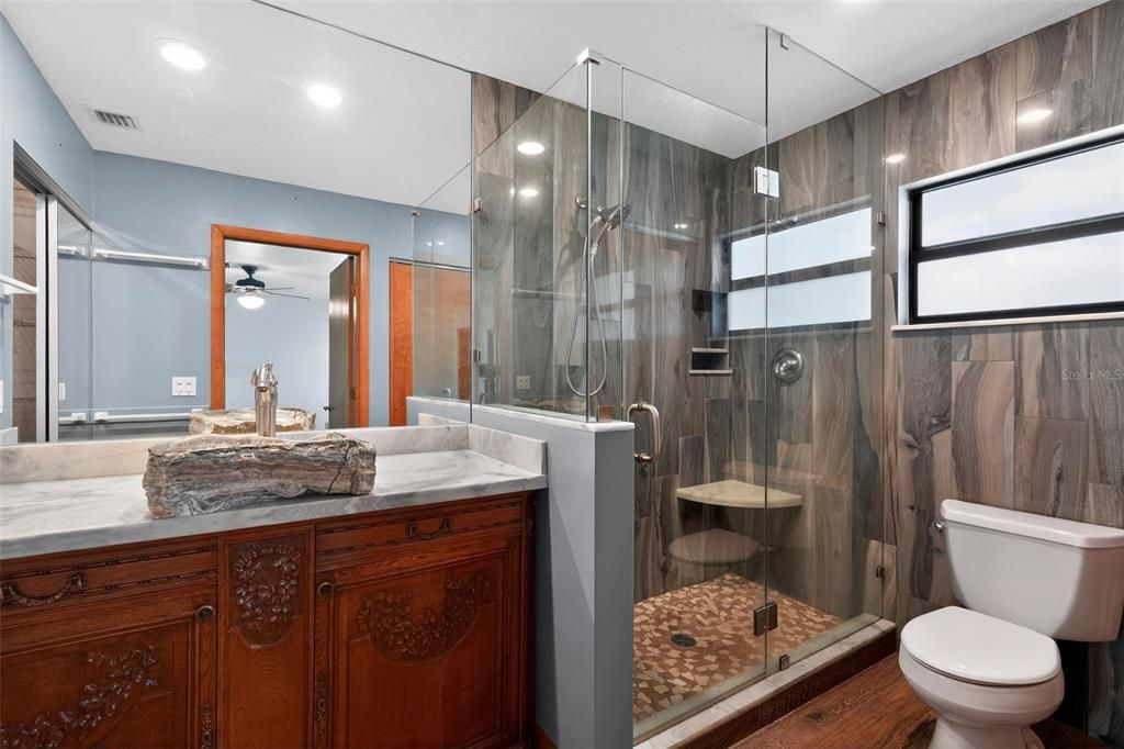 For Sale: $850,000 (4 beds, 2 baths, 2117 Square Feet)