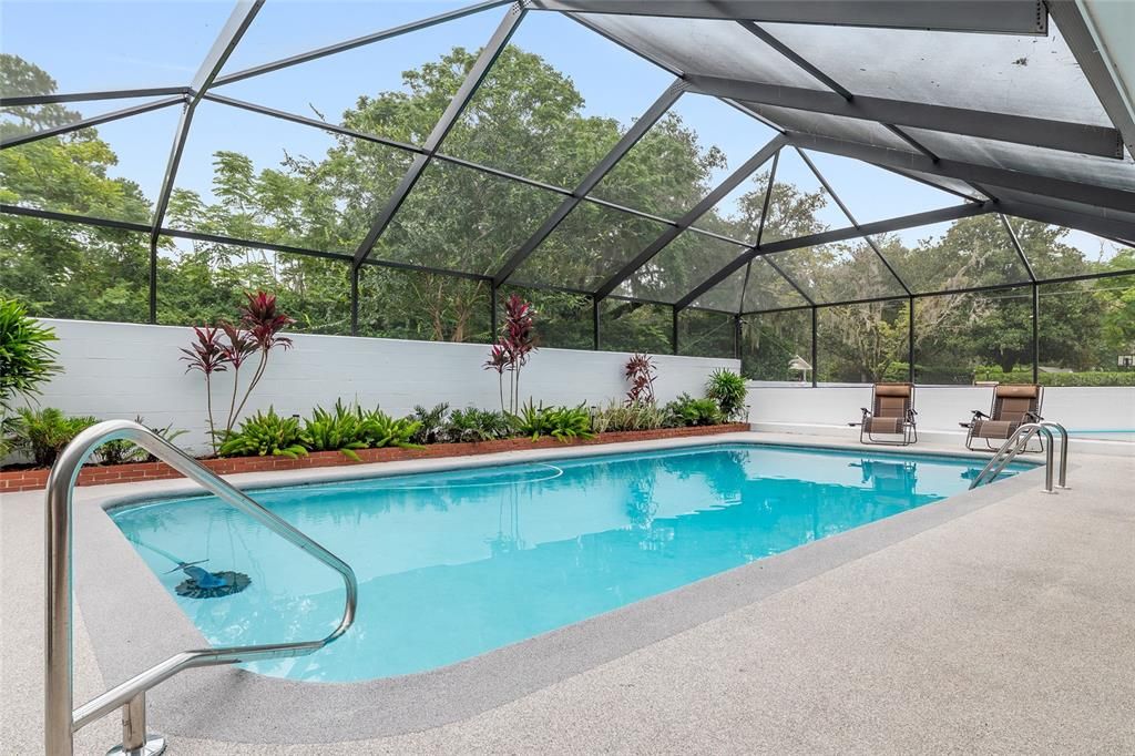 Activo con contrato: $675,000 (3 camas, 3 baños, 2860 Pies cuadrados)
