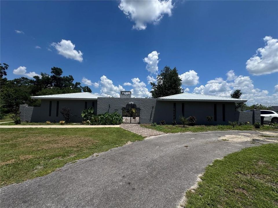 En Venta: $1,399,000 (4 camas, 2 baños, 2236 Pies cuadrados)