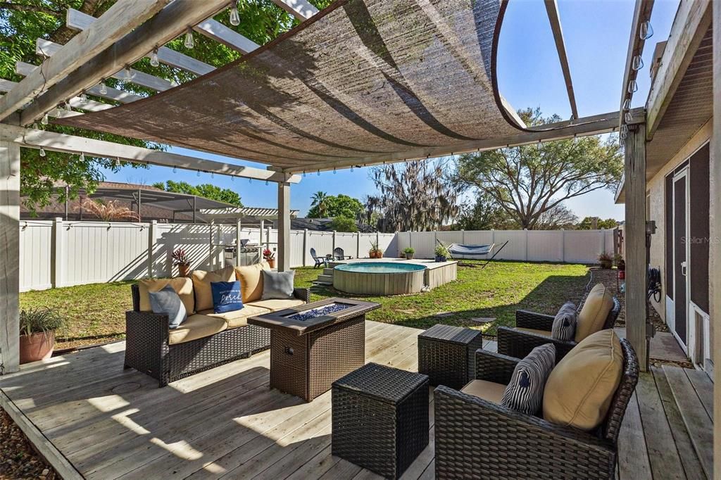Activo con contrato: $385,000 (3 camas, 2 baños, 1742 Pies cuadrados)