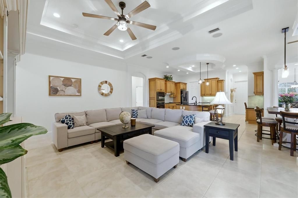 En Venta: $985,450 (4 camas, 3 baños, 3102 Pies cuadrados)