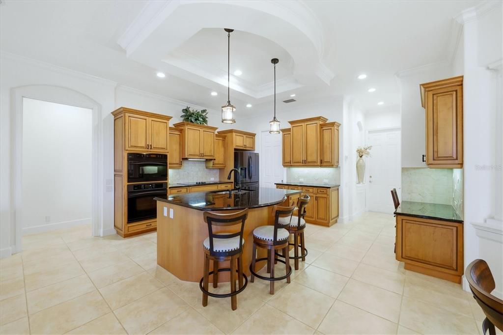En Venta: $985,450 (4 camas, 3 baños, 3102 Pies cuadrados)