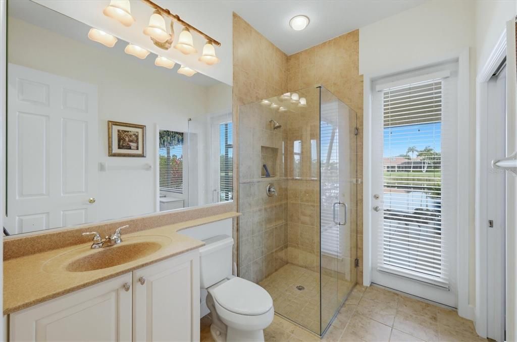 En Venta: $985,450 (4 camas, 3 baños, 3102 Pies cuadrados)