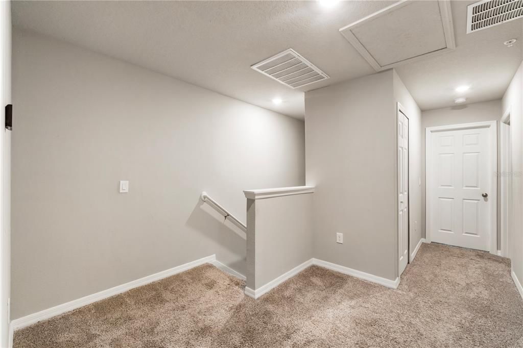 For Rent: $2,400 (3 beds, 2 baths, 1574 Square Feet)