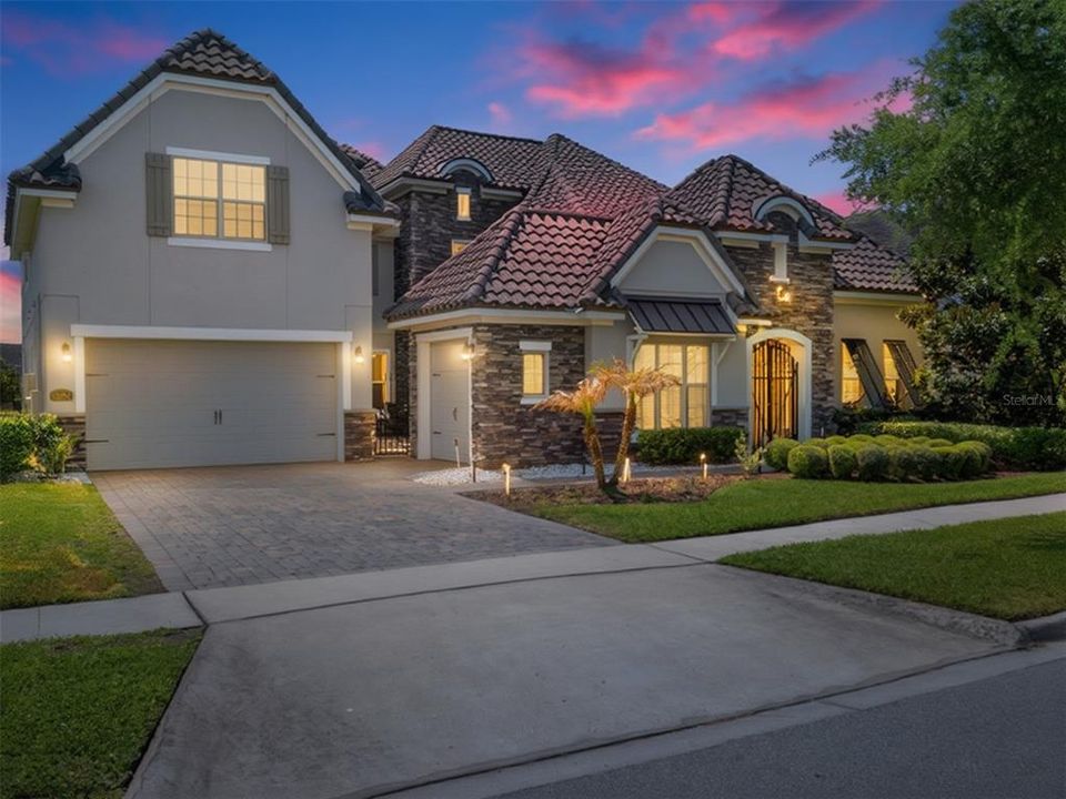 На продажу: $1,799,000 (6 спален, 4 ванн, 4969 Квадратных фут)