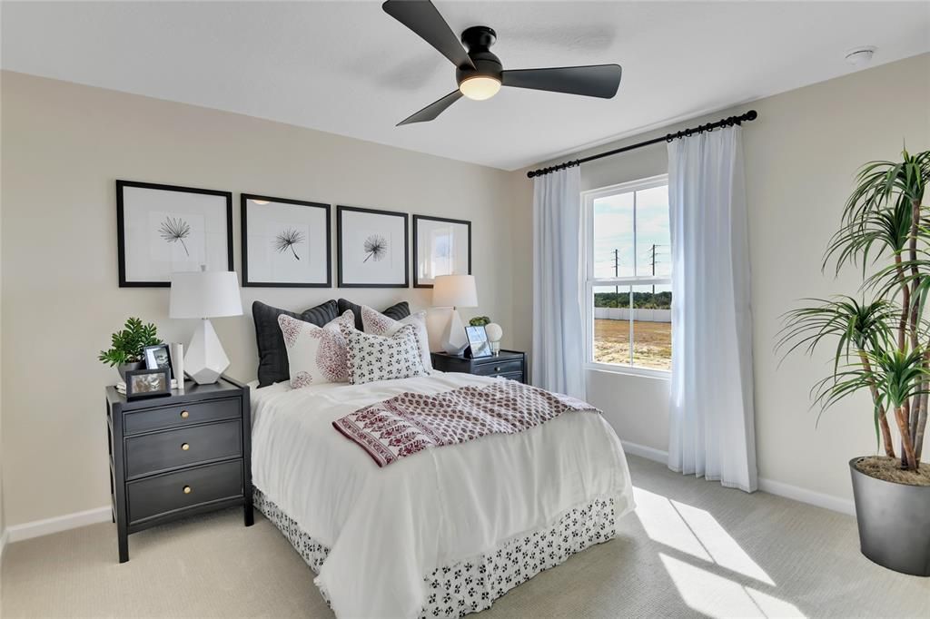 Activo con contrato: $499,999 (5 camas, 3 baños, 3030 Pies cuadrados)