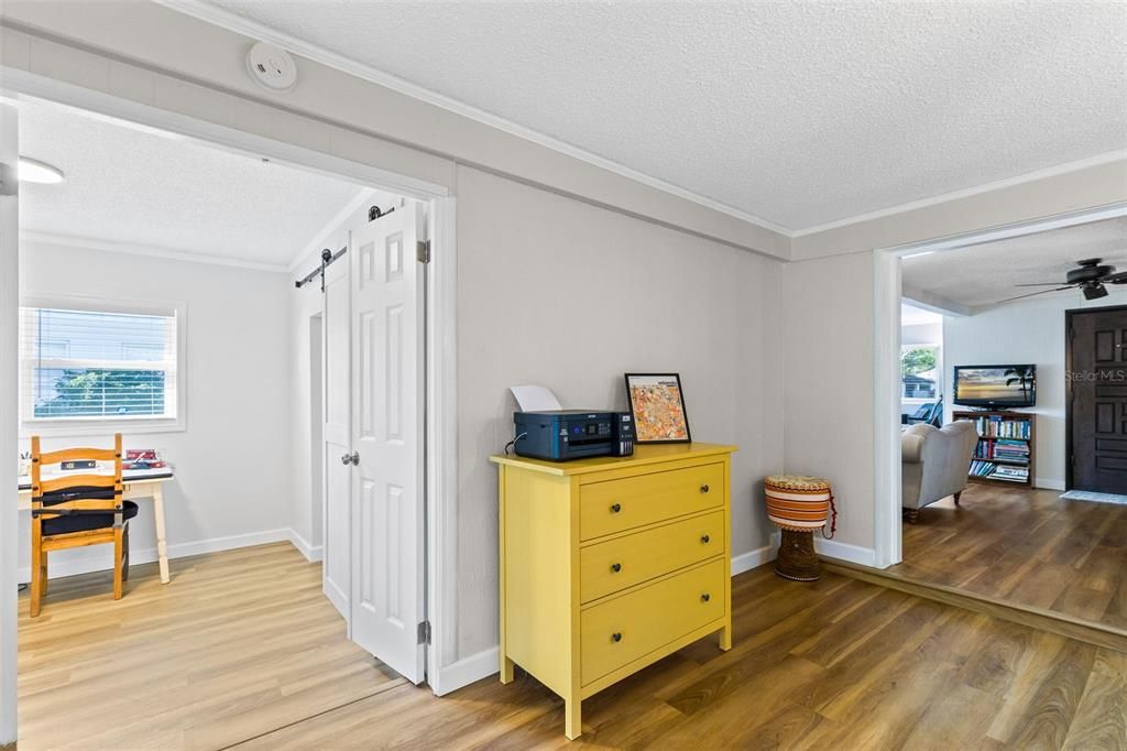 Active With Contract: $339,900 (3 beds, 2 baths, 1645 Square Feet)