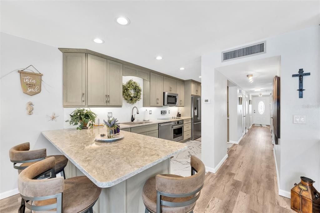 На продажу: $975,595 (2 спален, 2 ванн, 1188 Квадратных фут)