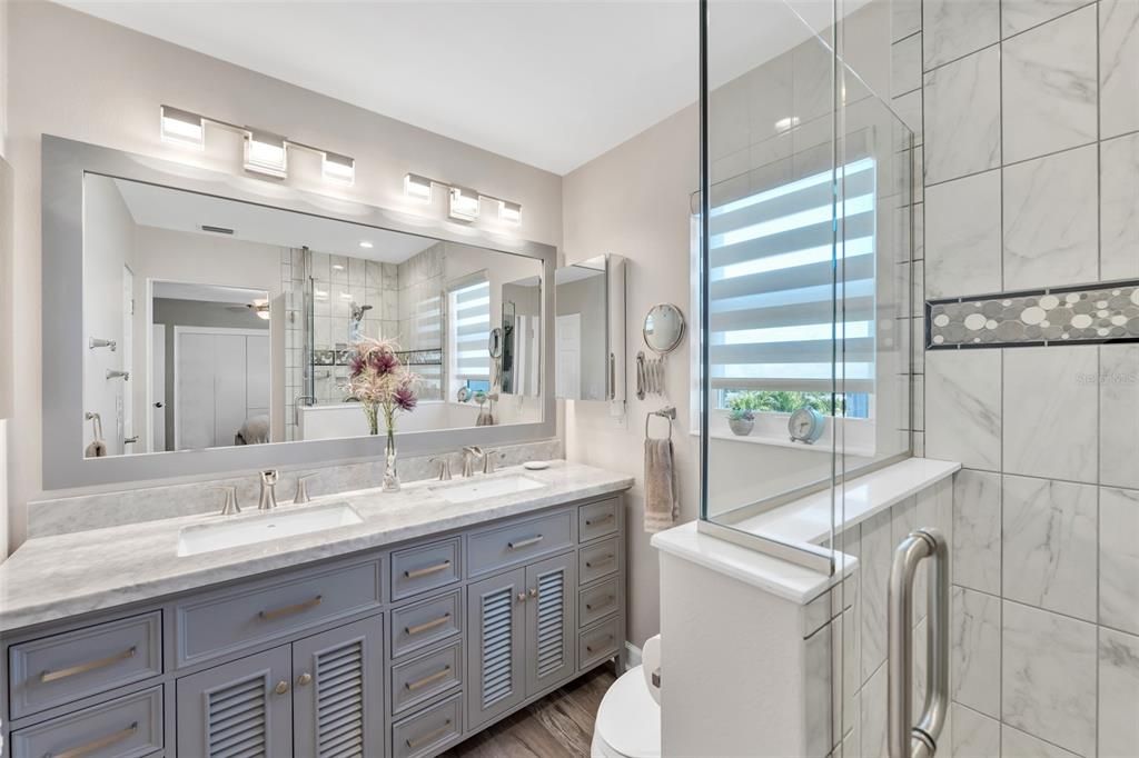 На продажу: $975,595 (2 спален, 2 ванн, 1188 Квадратных фут)